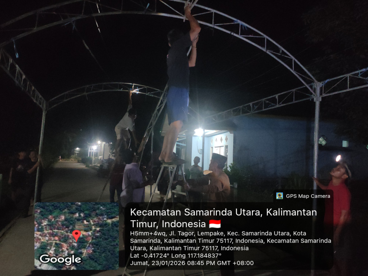 Gotong royong persiapan Isro' Mi'raj