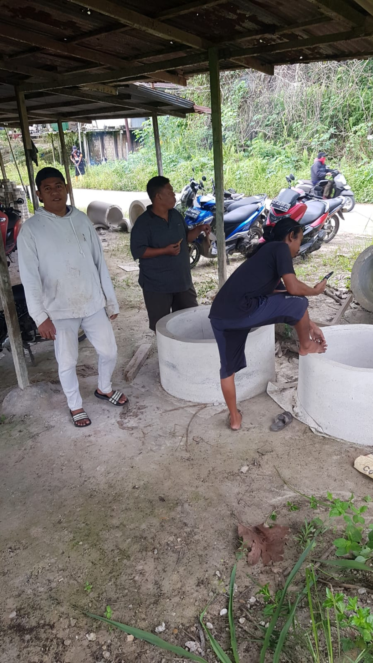 Pembershan gorong gorong RT 30