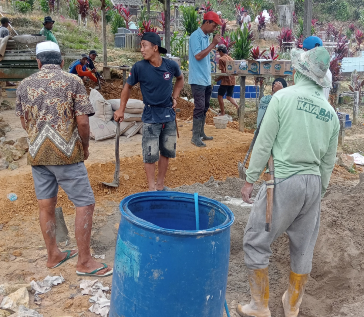 Gotong royong makam