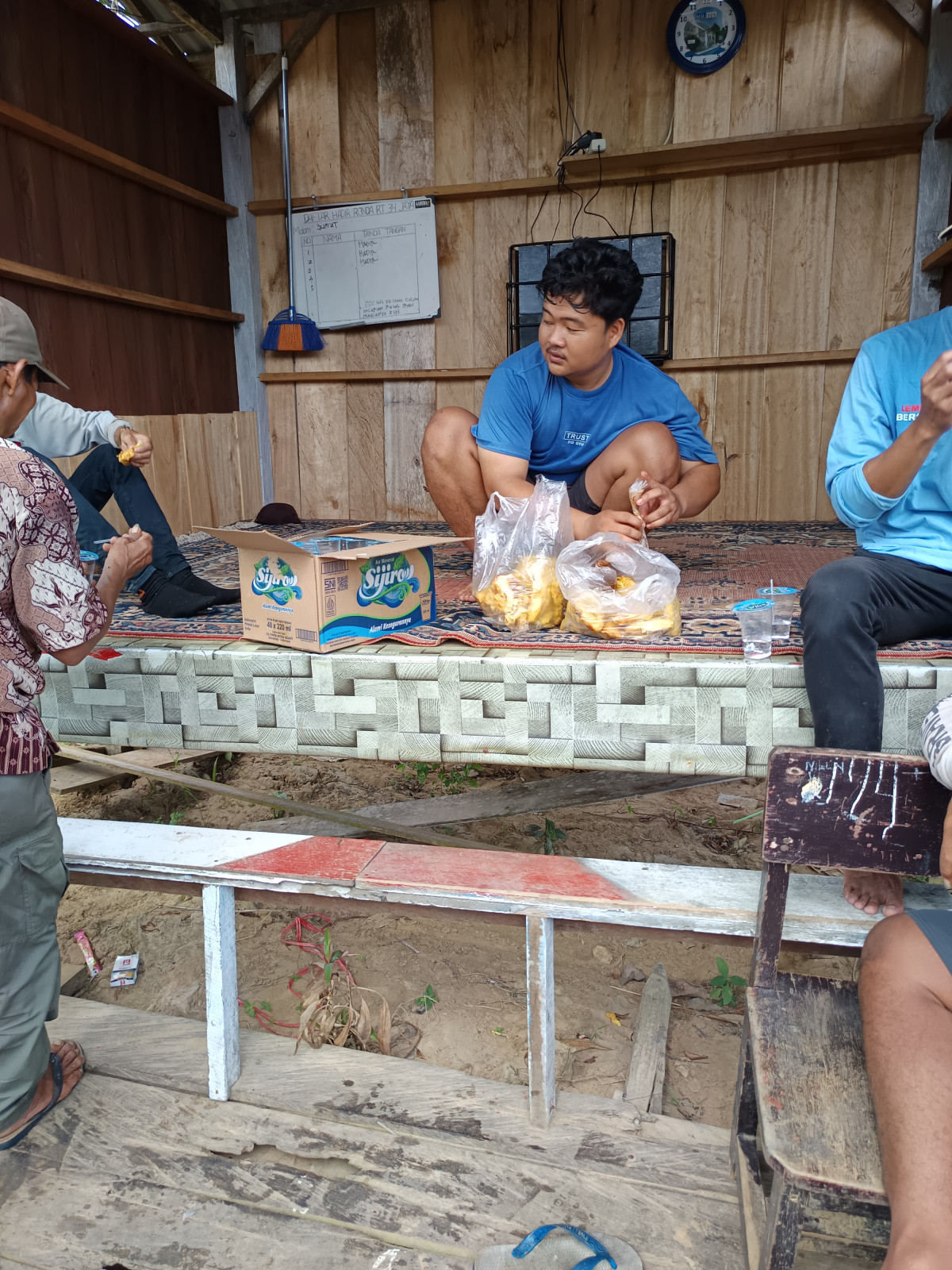 Gotong royong 01