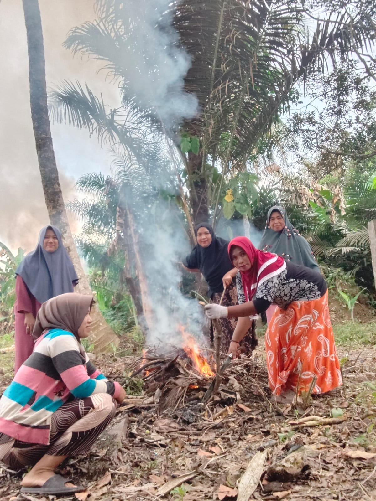 Gotong royong ibu dawis