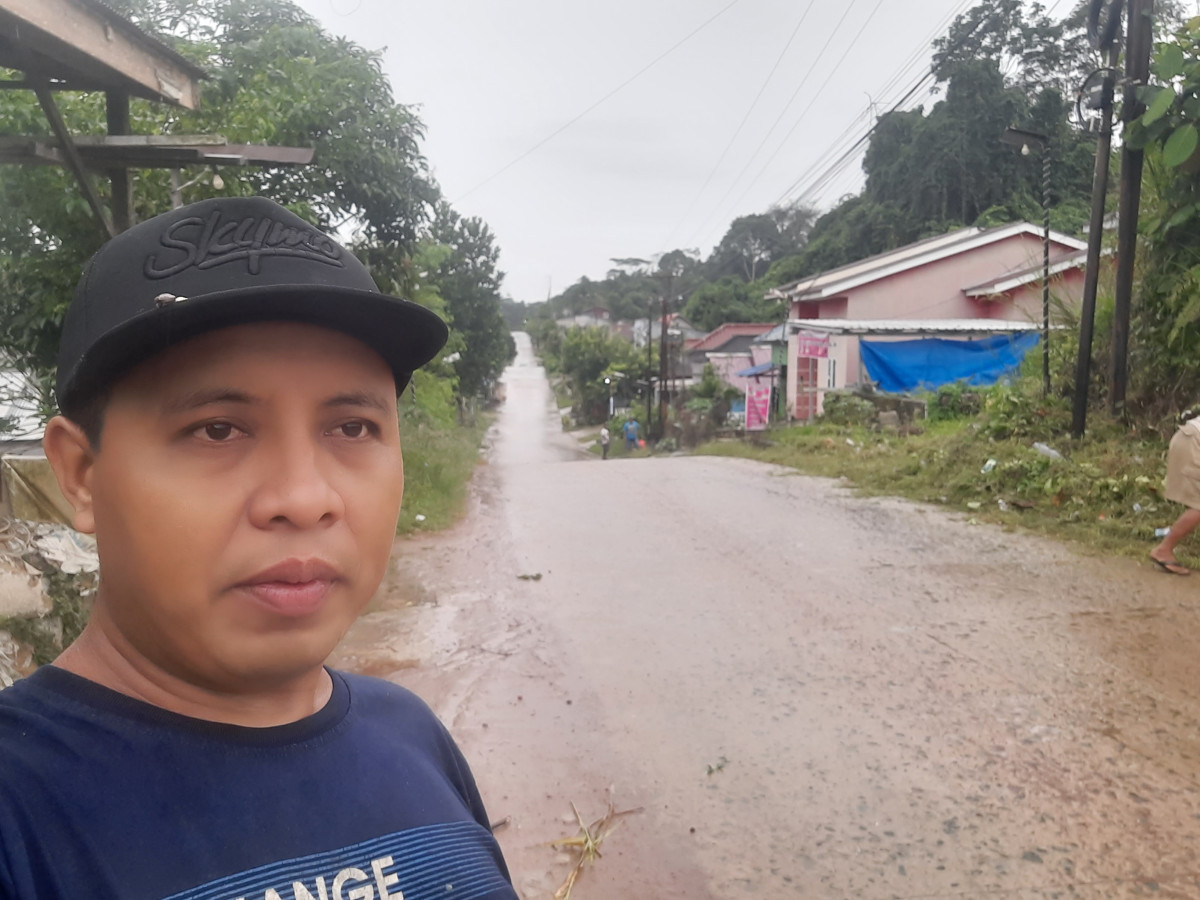 Kerjabakti warga RT. 39 Kelurahan Lempake