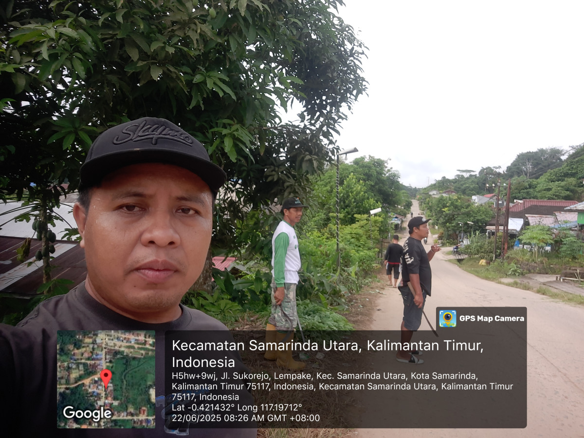 Kerjabakti warga RT. 39 Kelurahan Lempake