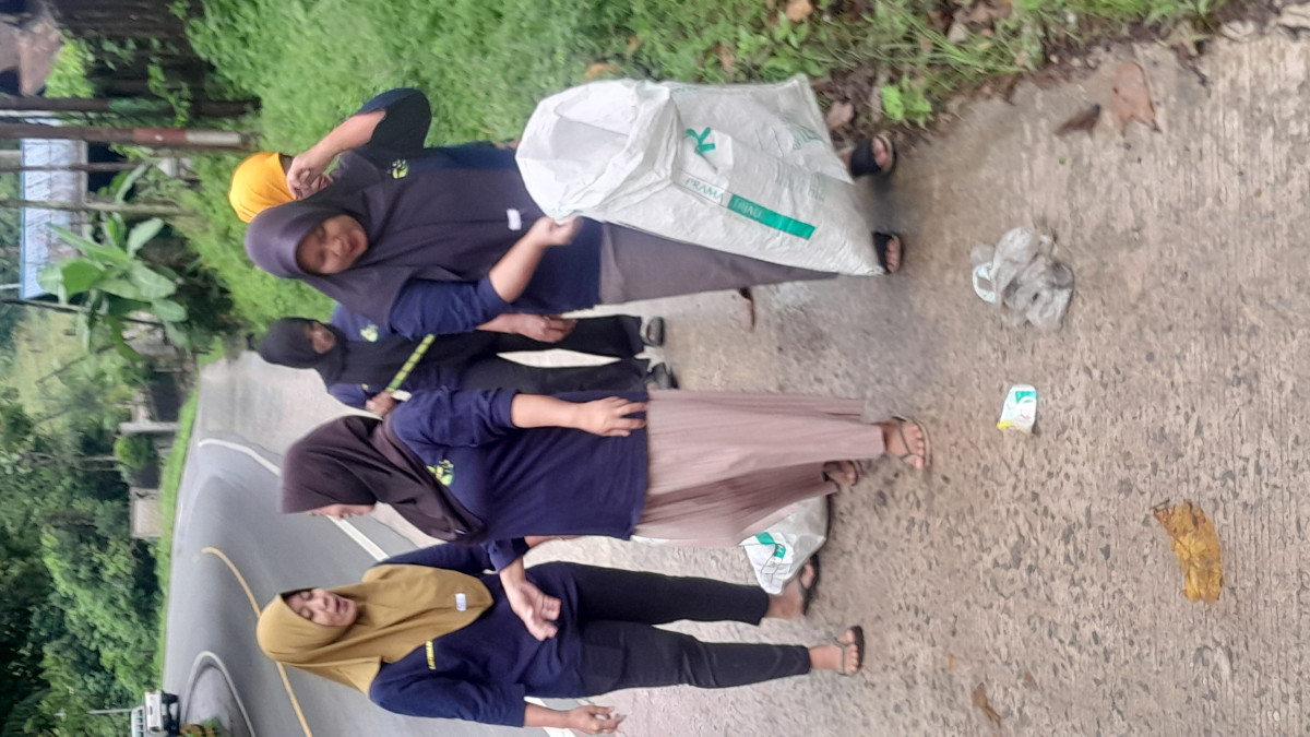 Gotong royong bulanan