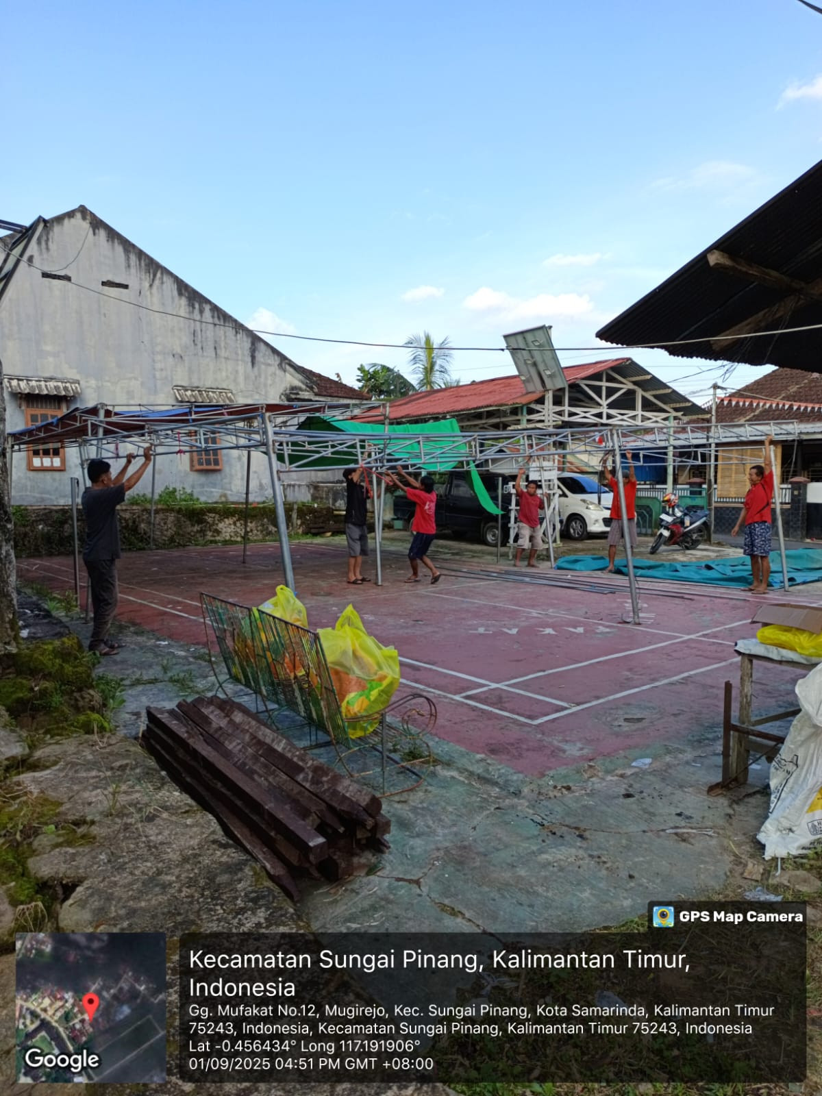 Kerja bakti di RT 45