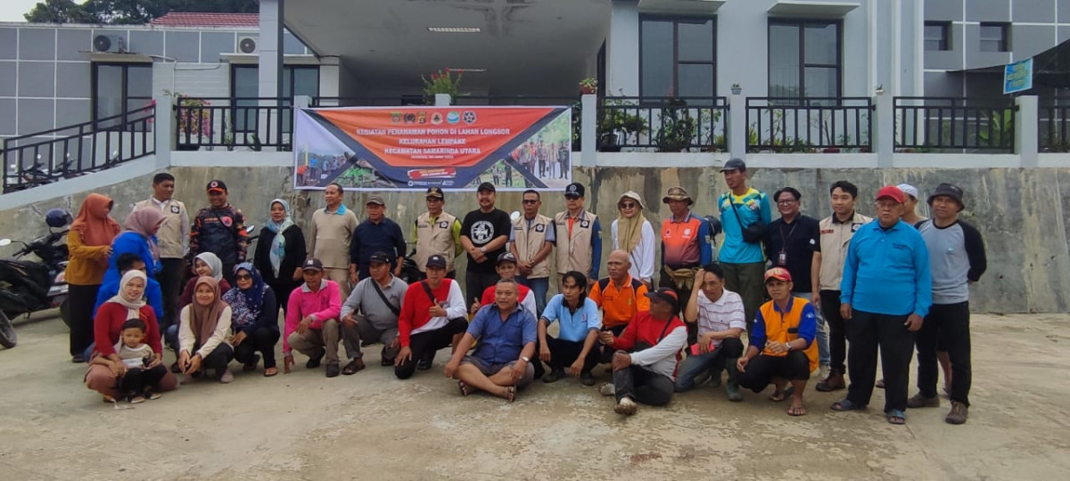 PENAMAN POHON DI LAHAN YG MUDAH LONGSOR