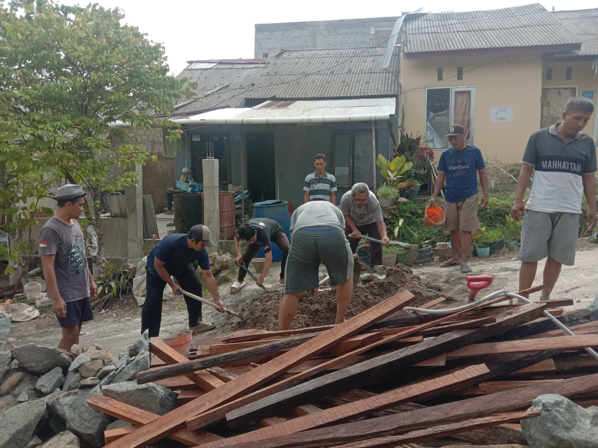 Semenisasi dan perbaikan parit