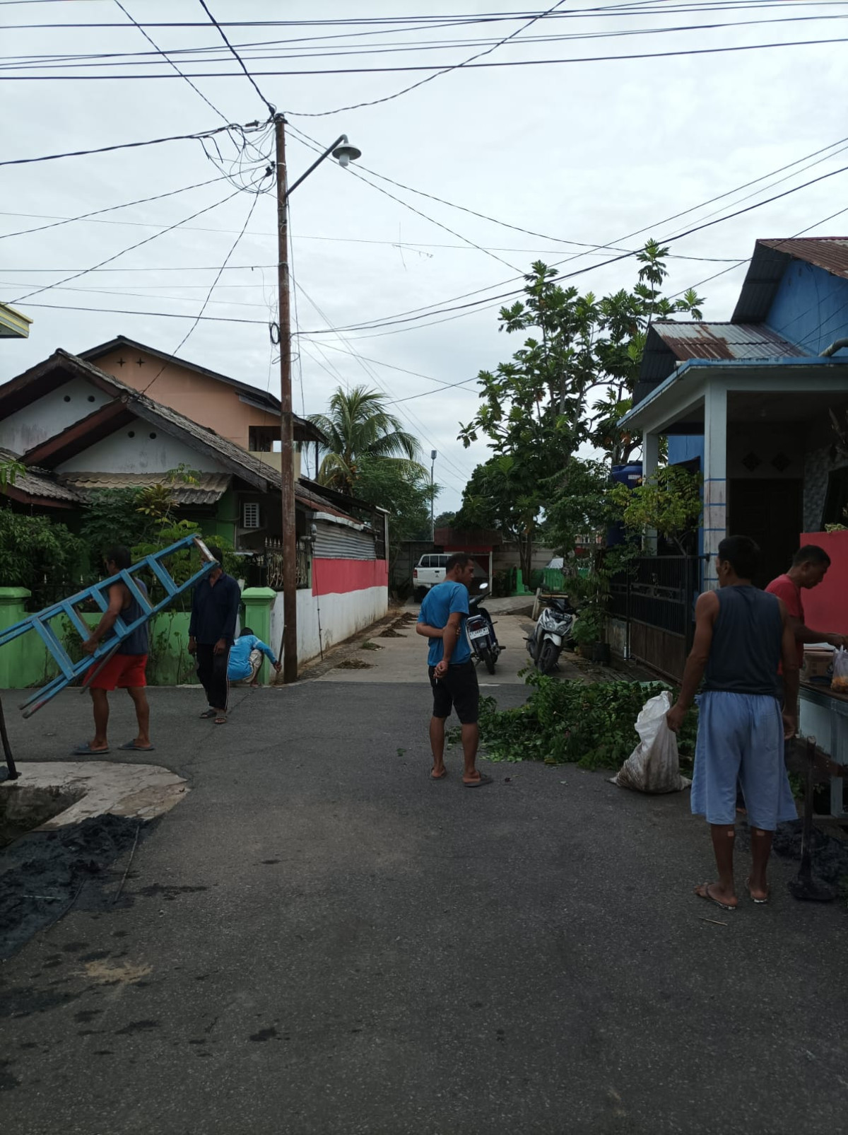 GOTONG ROYONG RT 03