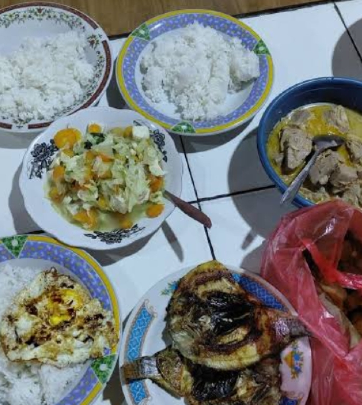 Kerja bakti bersih lingkungan 2