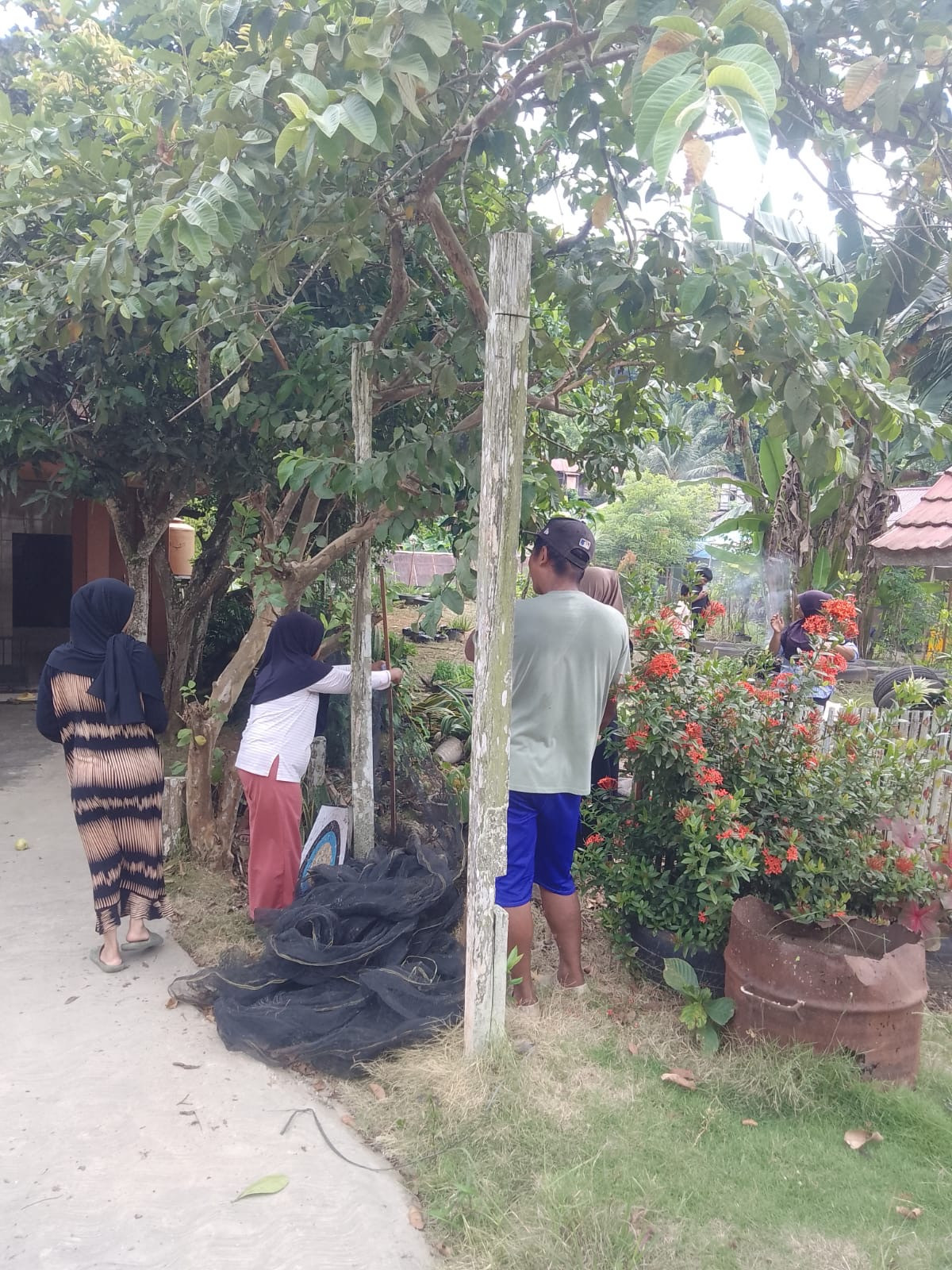 Gotong royong 2