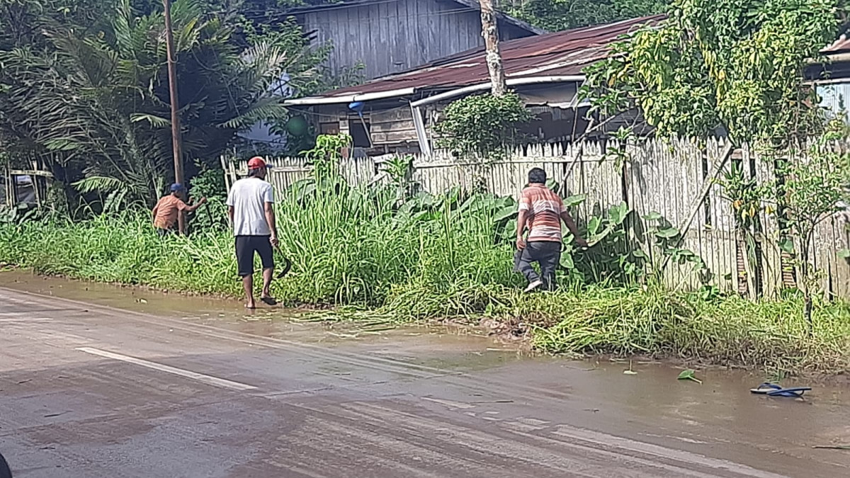 Merintis jalan Poros