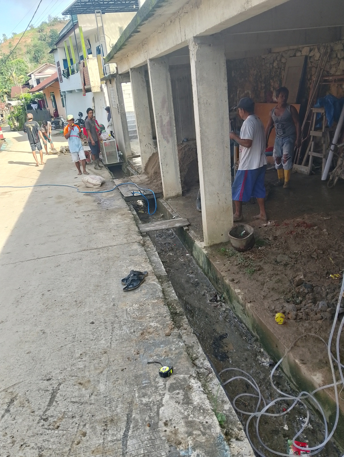 Gotong royong Minggu