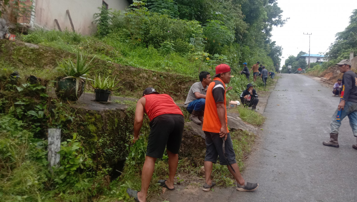 Pembersihan paret dan jalan muara tahap 1