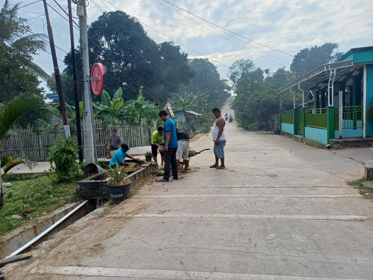Jl Girimukti RT 18 Tanah Merah