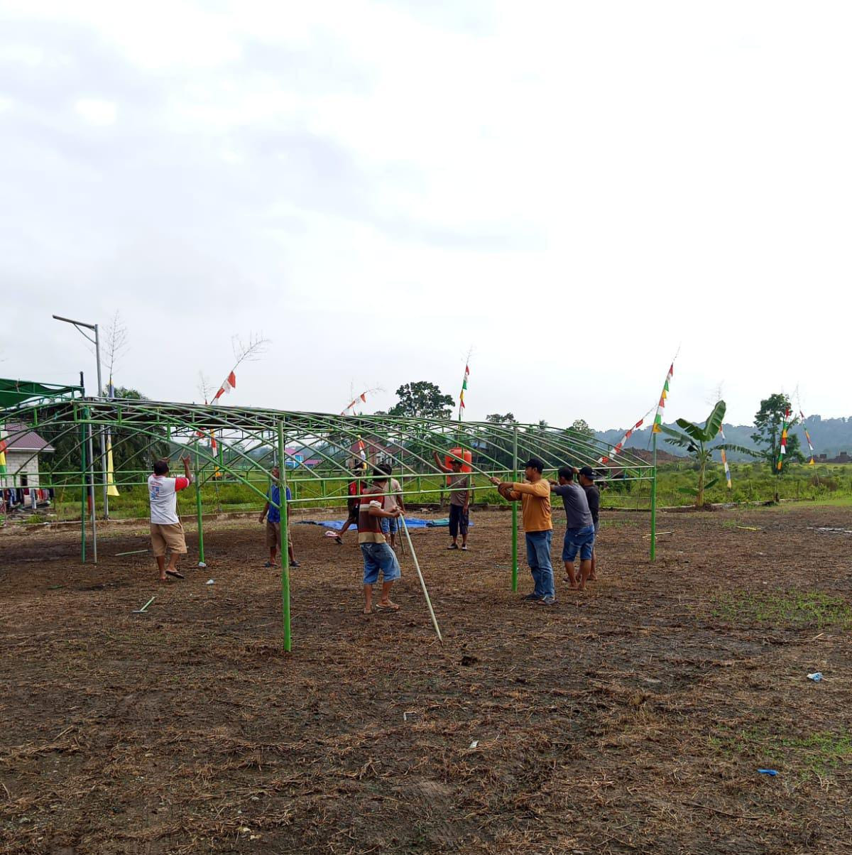Gotong royong di Rt 25