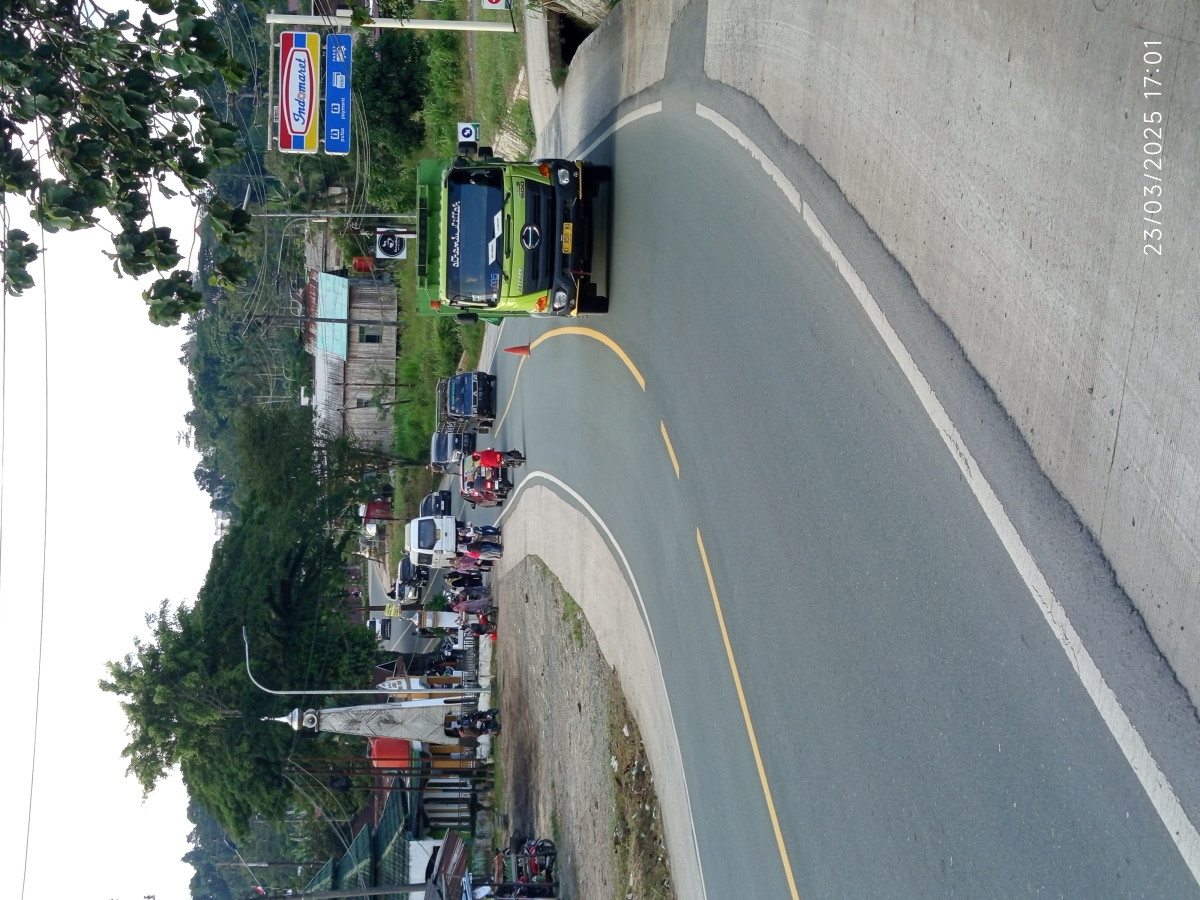 Pembagian takjil