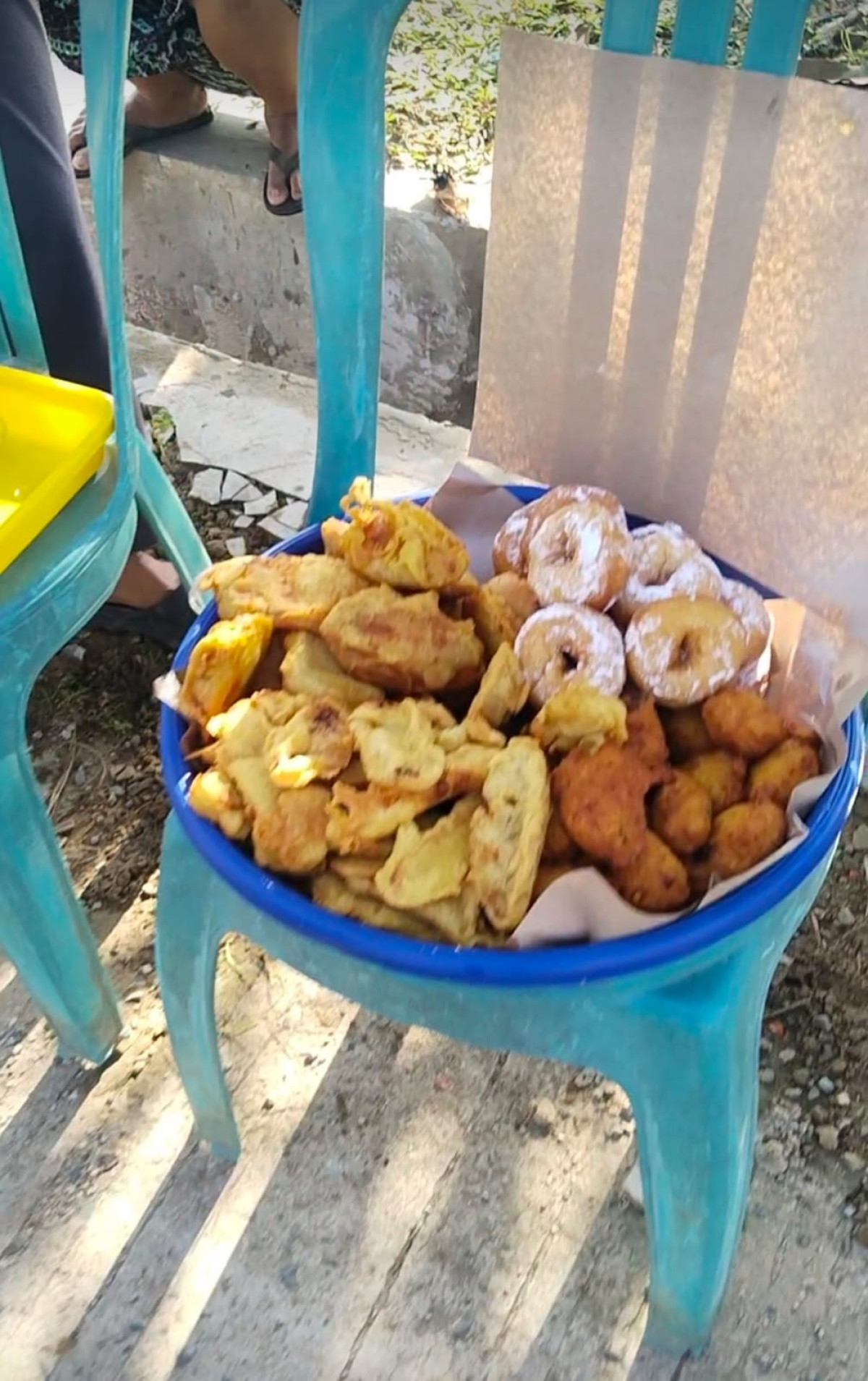 Kerja bakti pembersihan parit