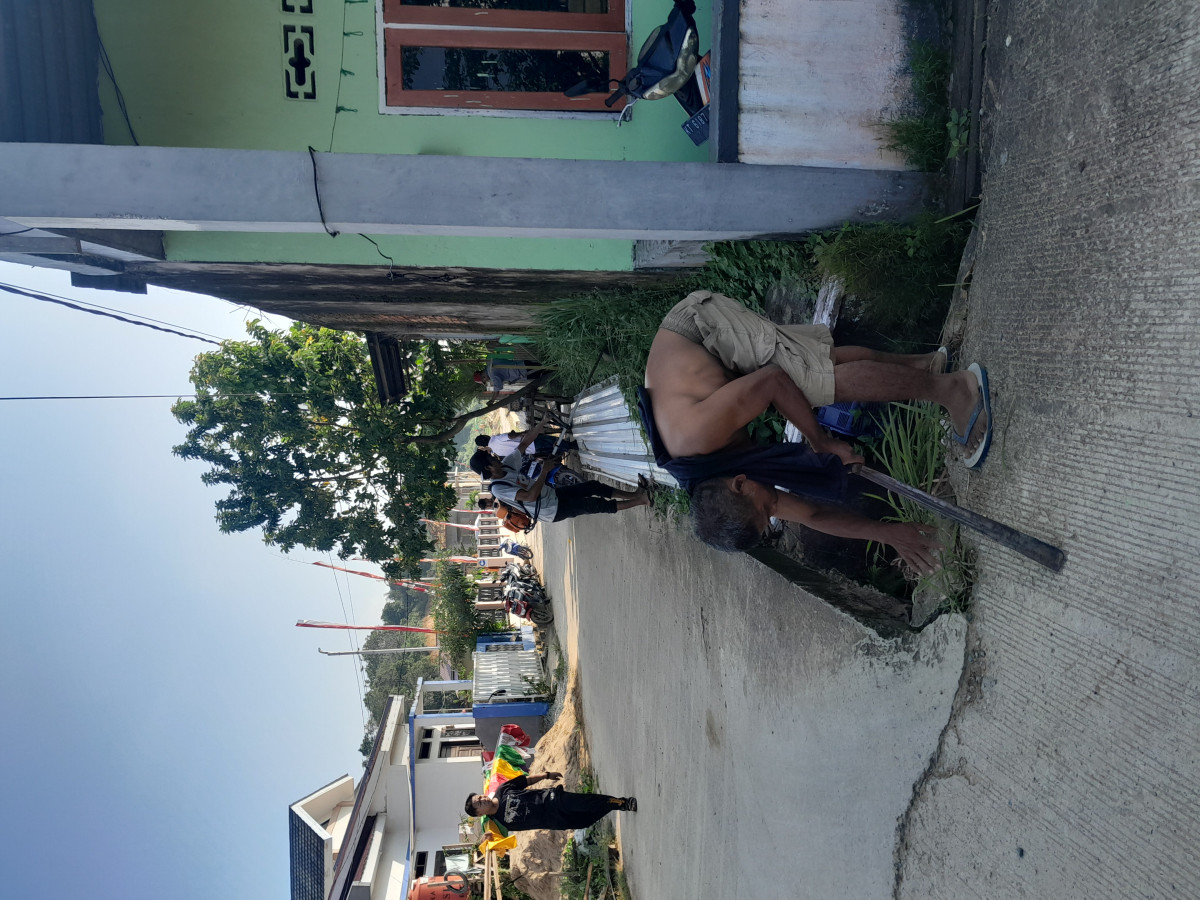 Gotong royong rt 02