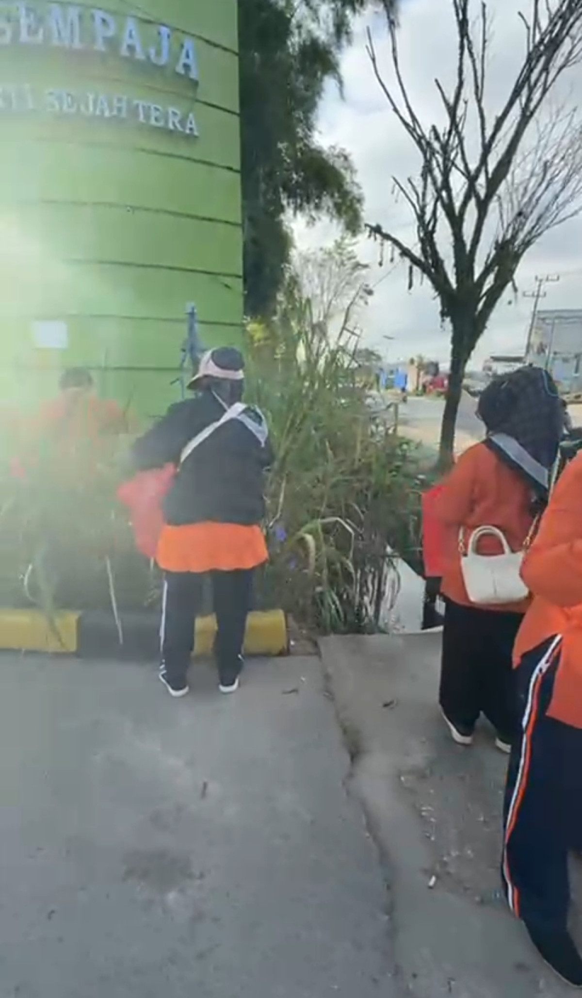 kerja bakti perumahan bumi sempaja city