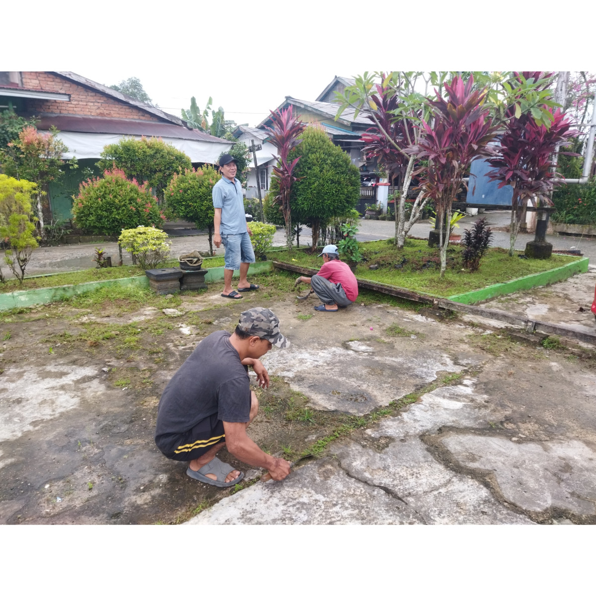 Kerja bakti di lingkungan RT 32 jln Labu Siam kelurahan Sempaja Timur