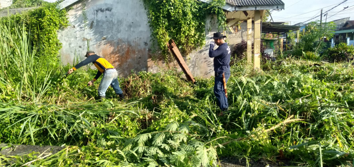 Kerja Bakti Bersih Lingkungan