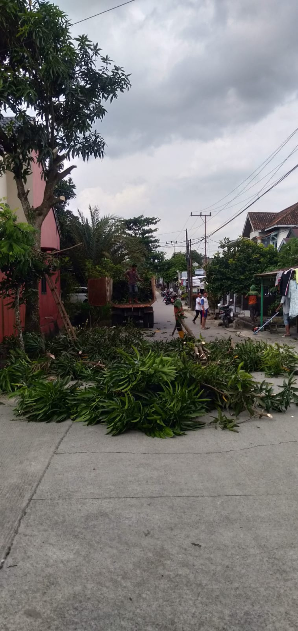 Kerja Bakti Pengurus