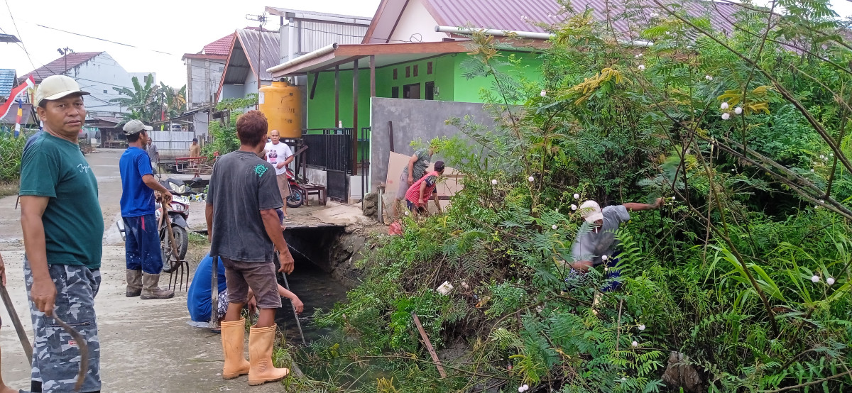 Kerja bakti terong 1 sampai dengan terong 6