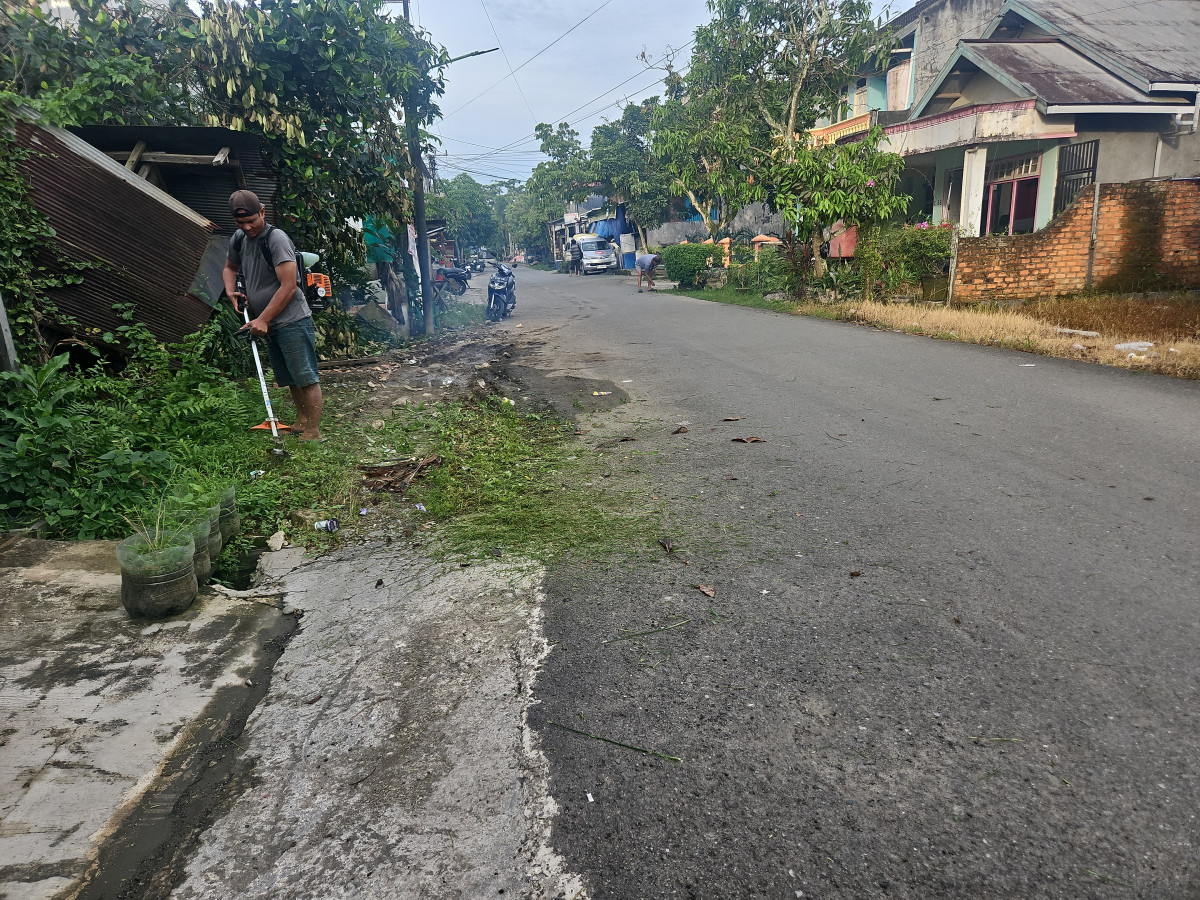 Kerja bakti lingkungan