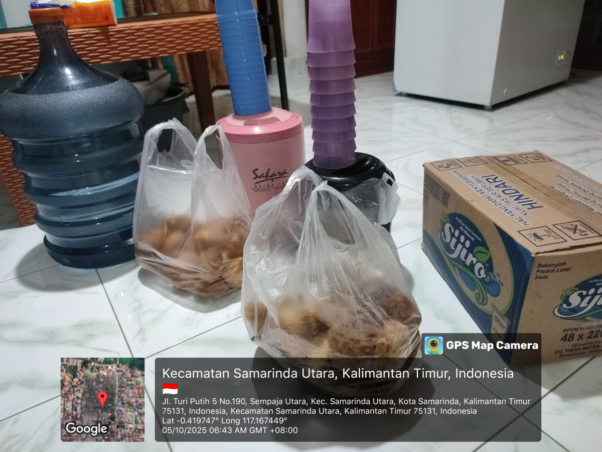 Kerja bakti menyongsong penilaian Lomba Bank Sampah 2025