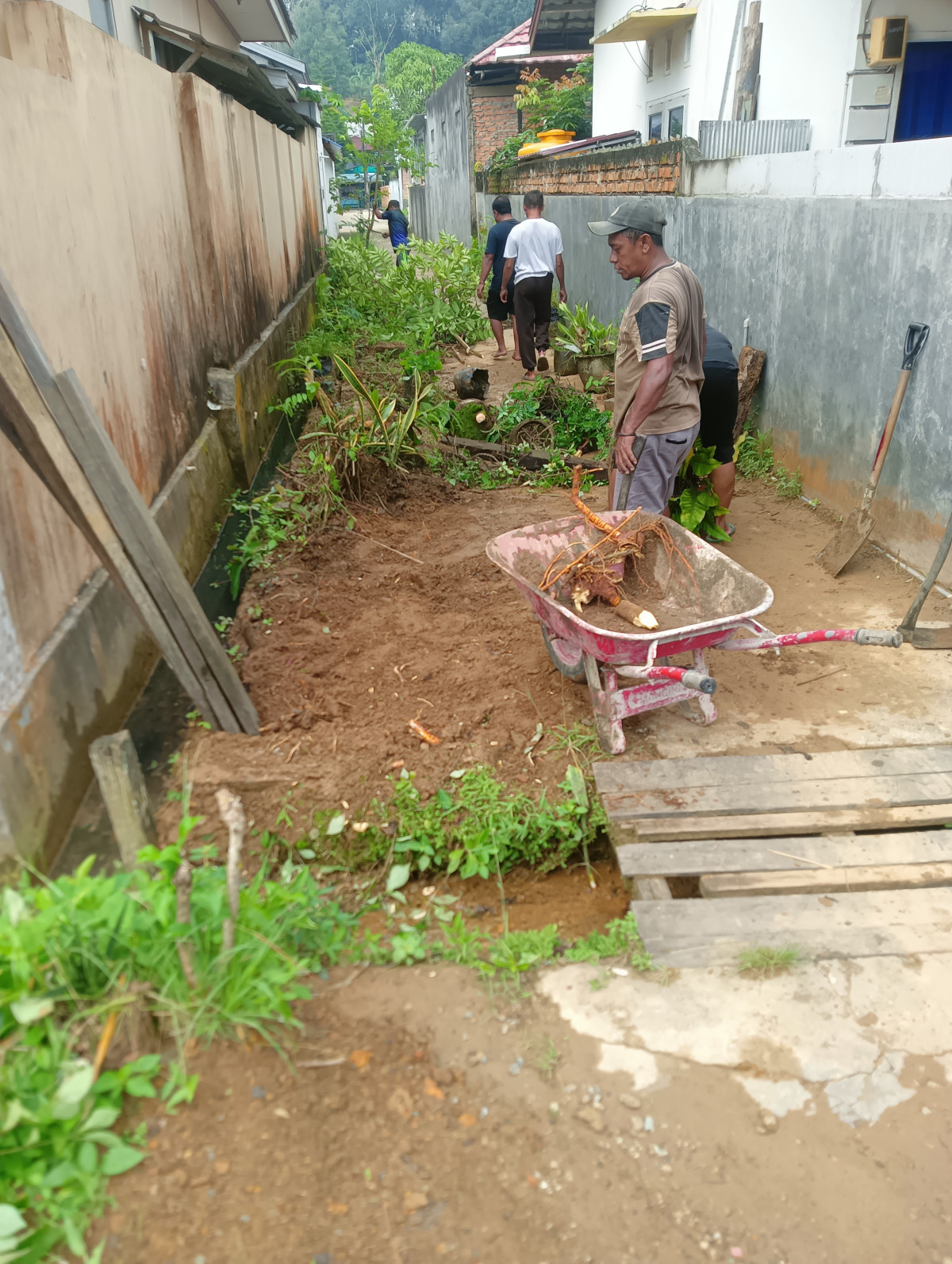 gotong royong