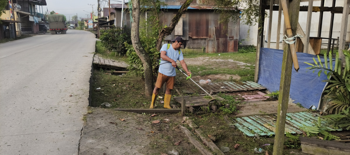 Gotong royong drainase jl kh mas mansyur loa bakung