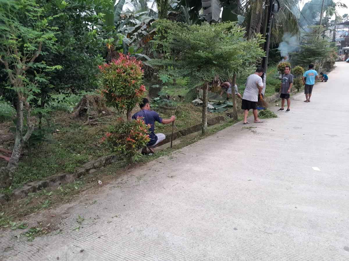 Kerja bakti RT 022