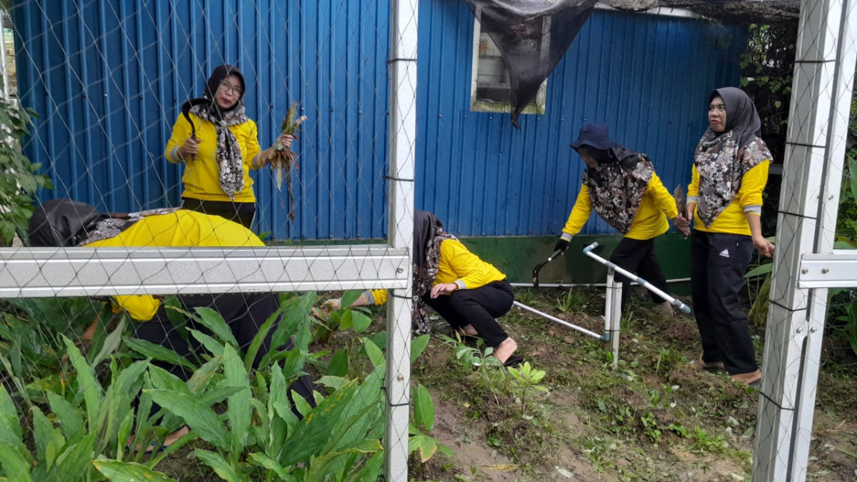 Kerja bakti RT. 034