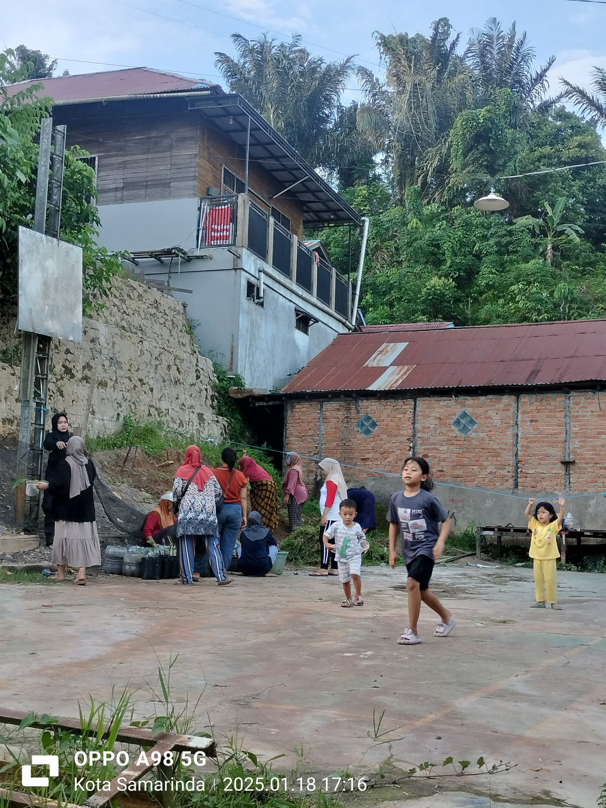 Kerja bakti RT.034