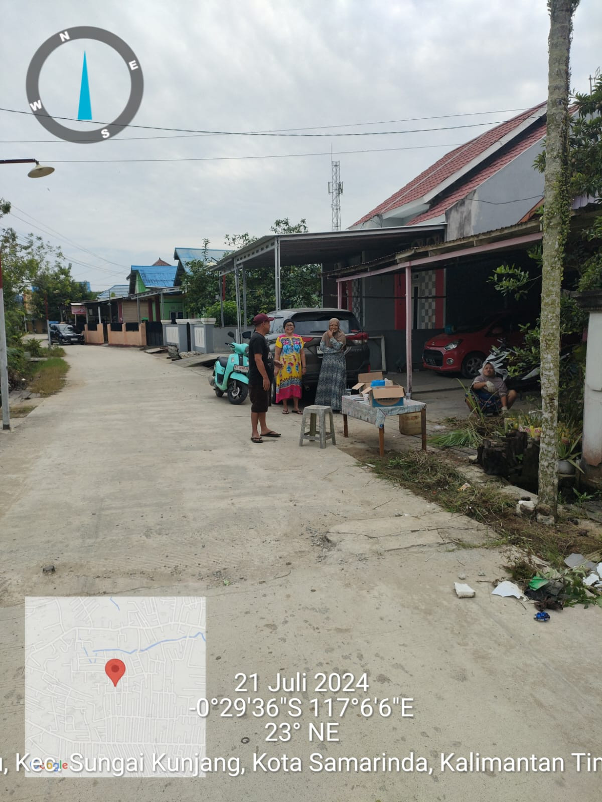 Gotong royong lingkungan RT.46