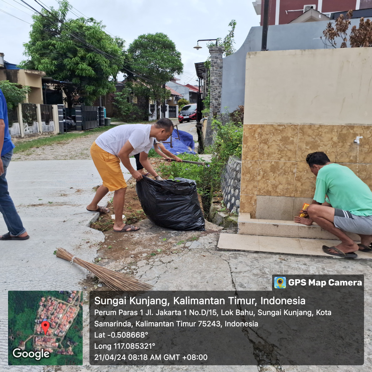 Kerja Bakti Di Lingkungan Musholla Annur (Apr-1)