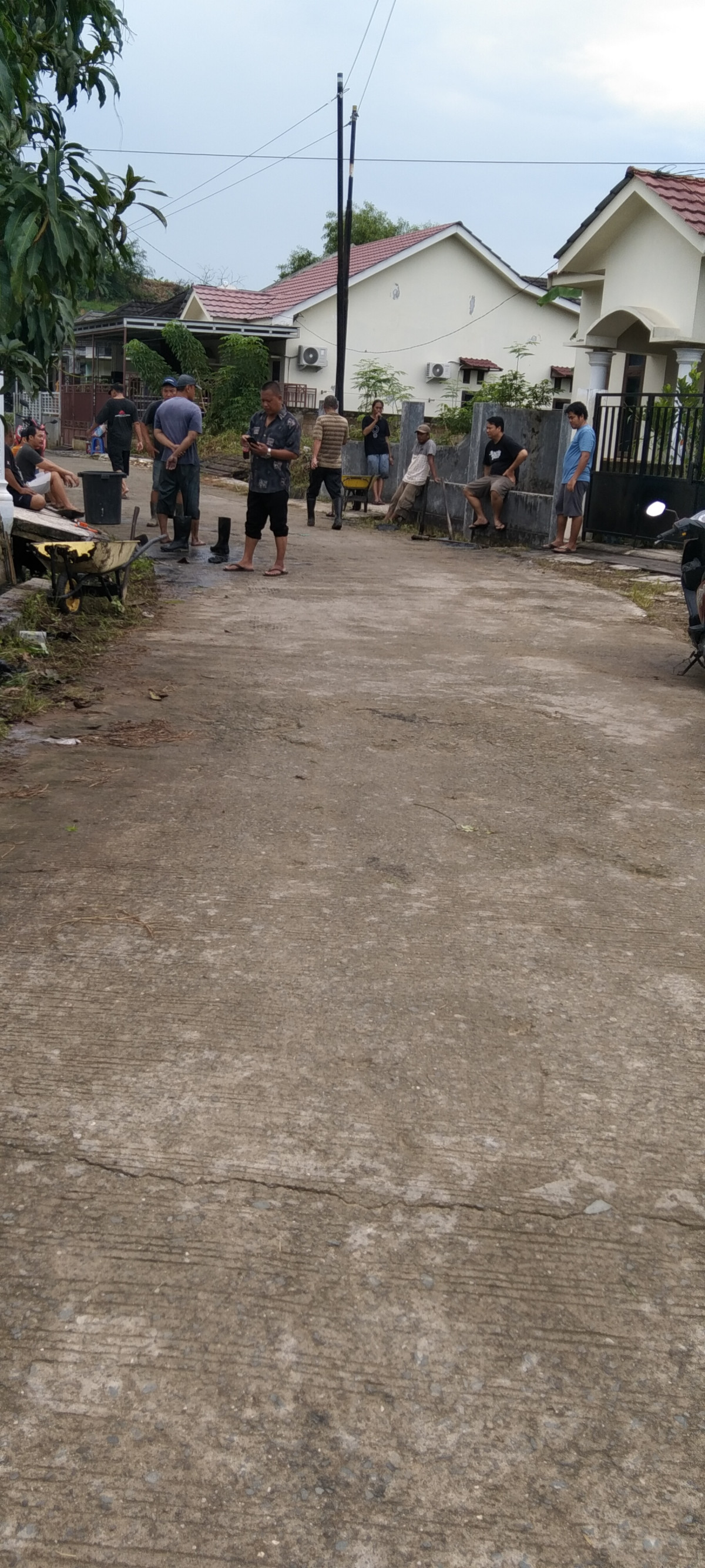 Jl Rapak indah perum puri kencana