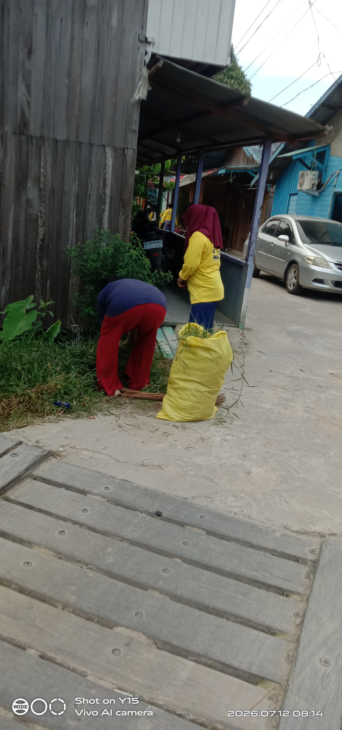 Kegiatan gotong royong RT 33