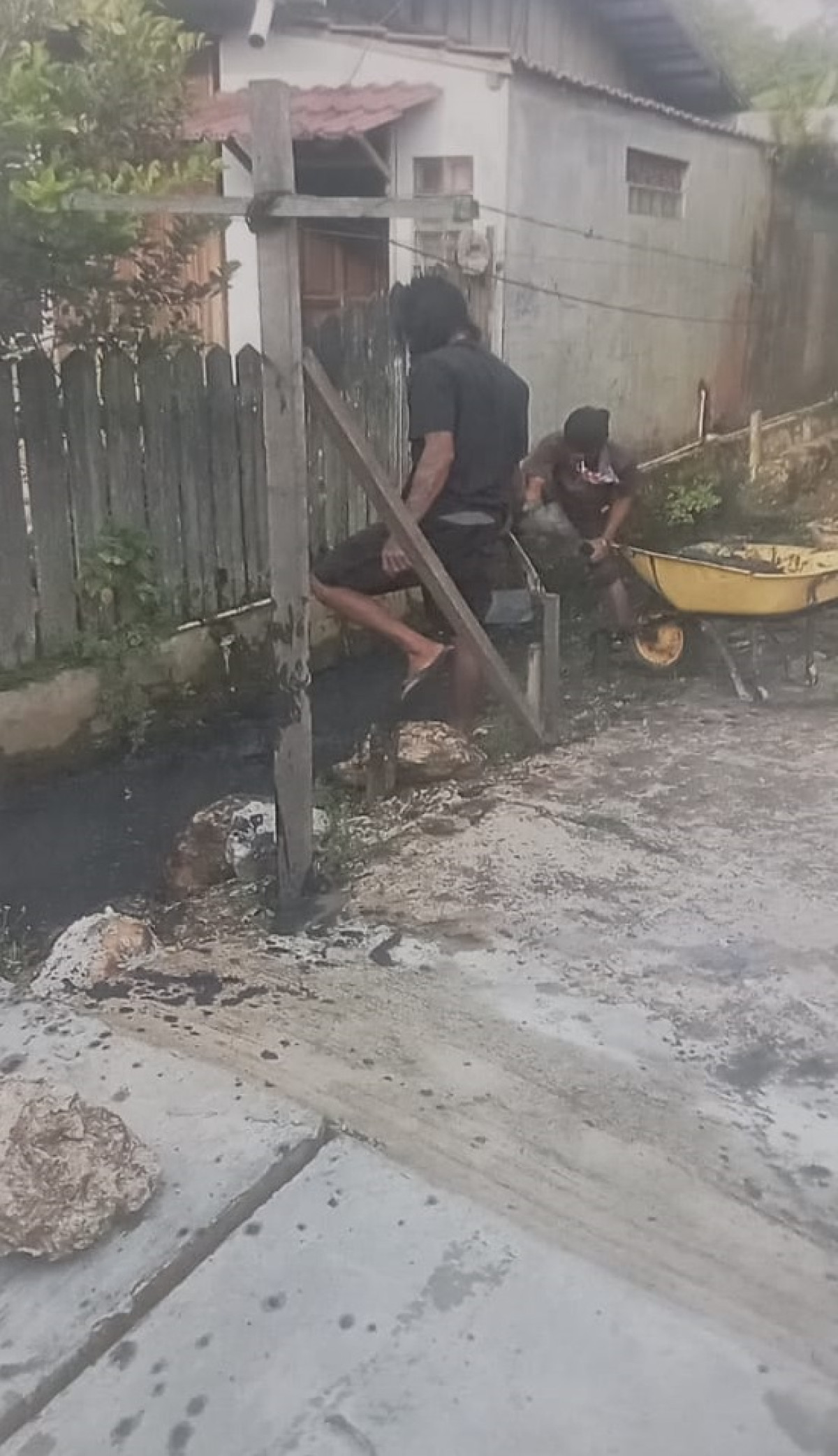 Kegiatan Gotong Royong RT. 04