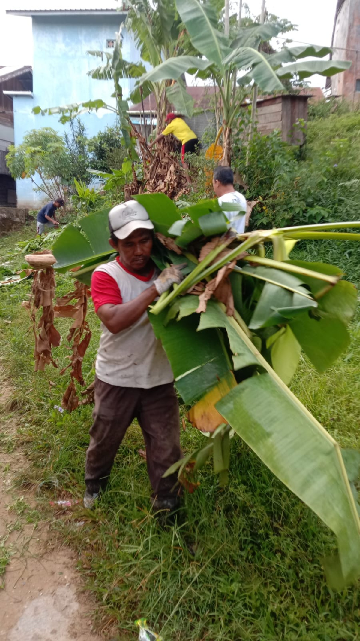 Kegiatan Gotong Royong RT. 04