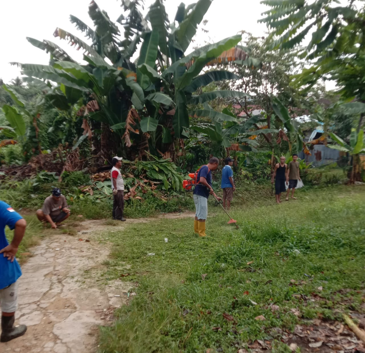 Kegiatan Gotong Royong RT. 04