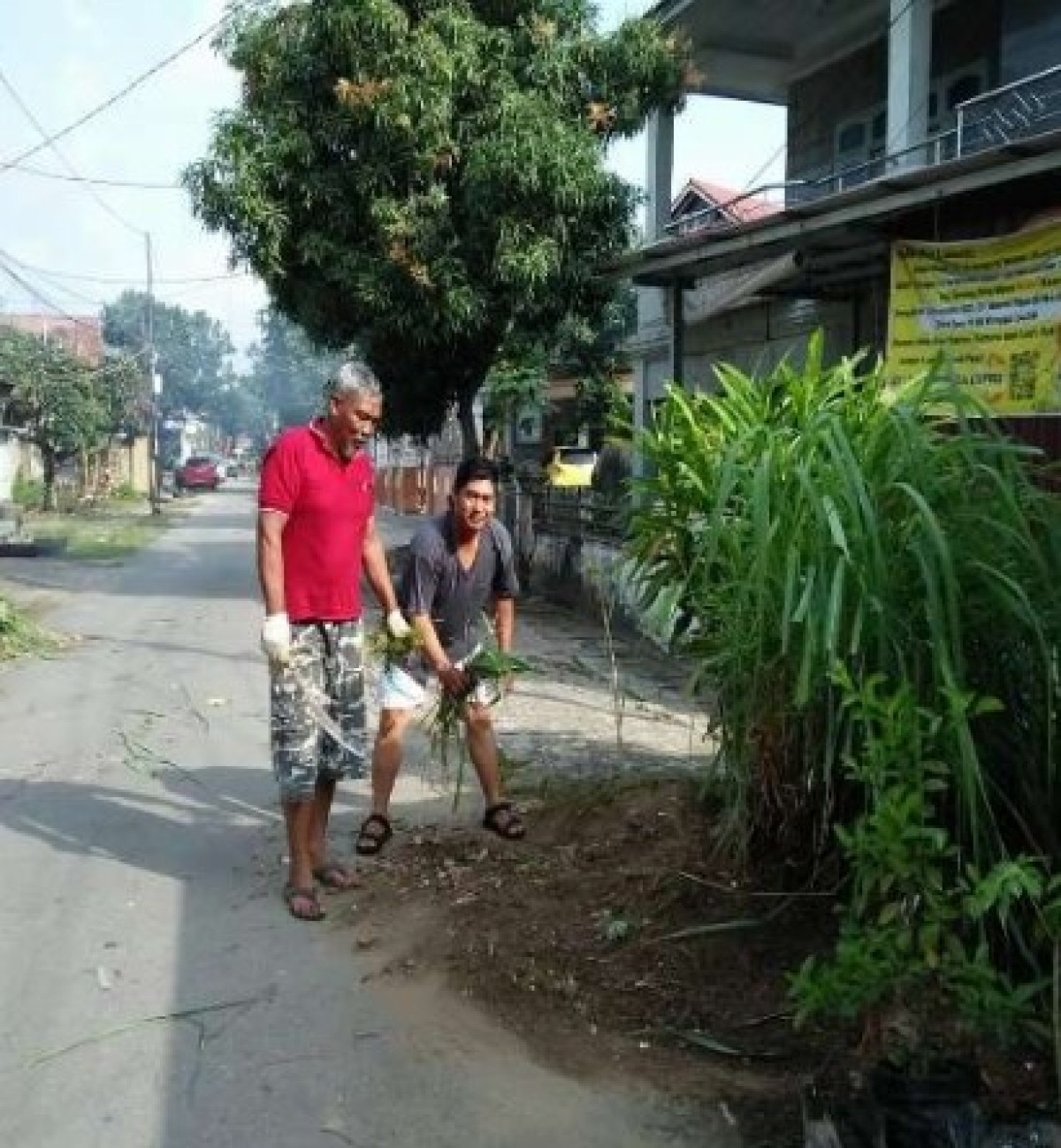 Kegiatan Gotong Royong RT. 06