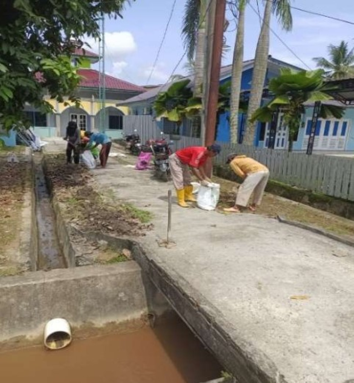 Kegiatan Gotong Royong / Kerja Bakti RT. 07