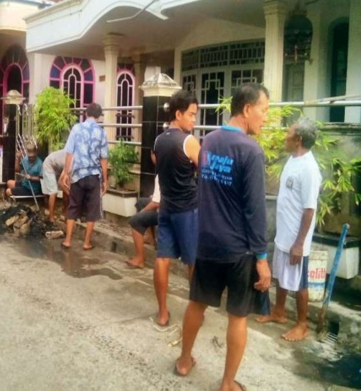 Kegiatan Gotong Royong RT 08