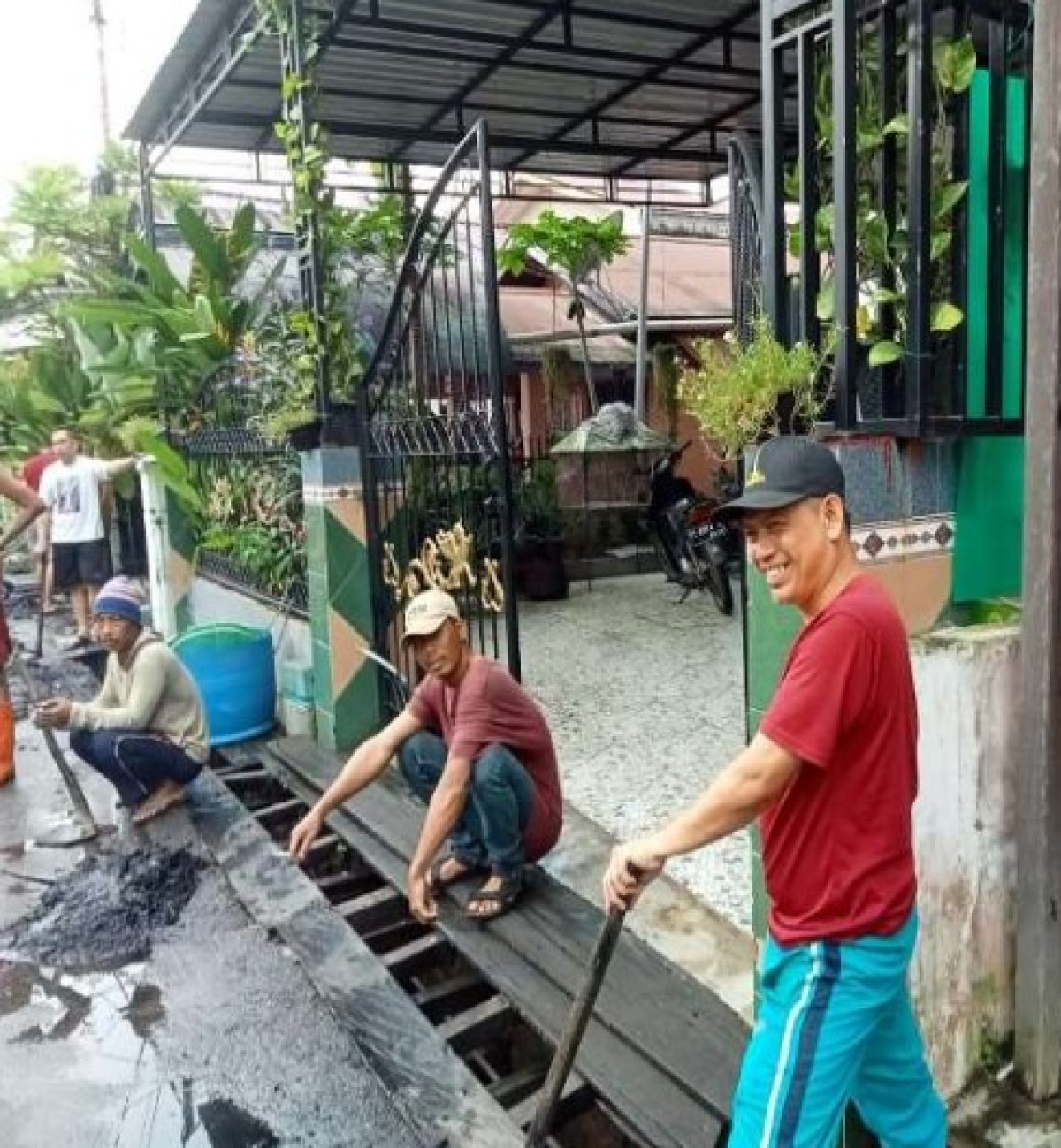 Kegiatan Gotong Royong RT 08