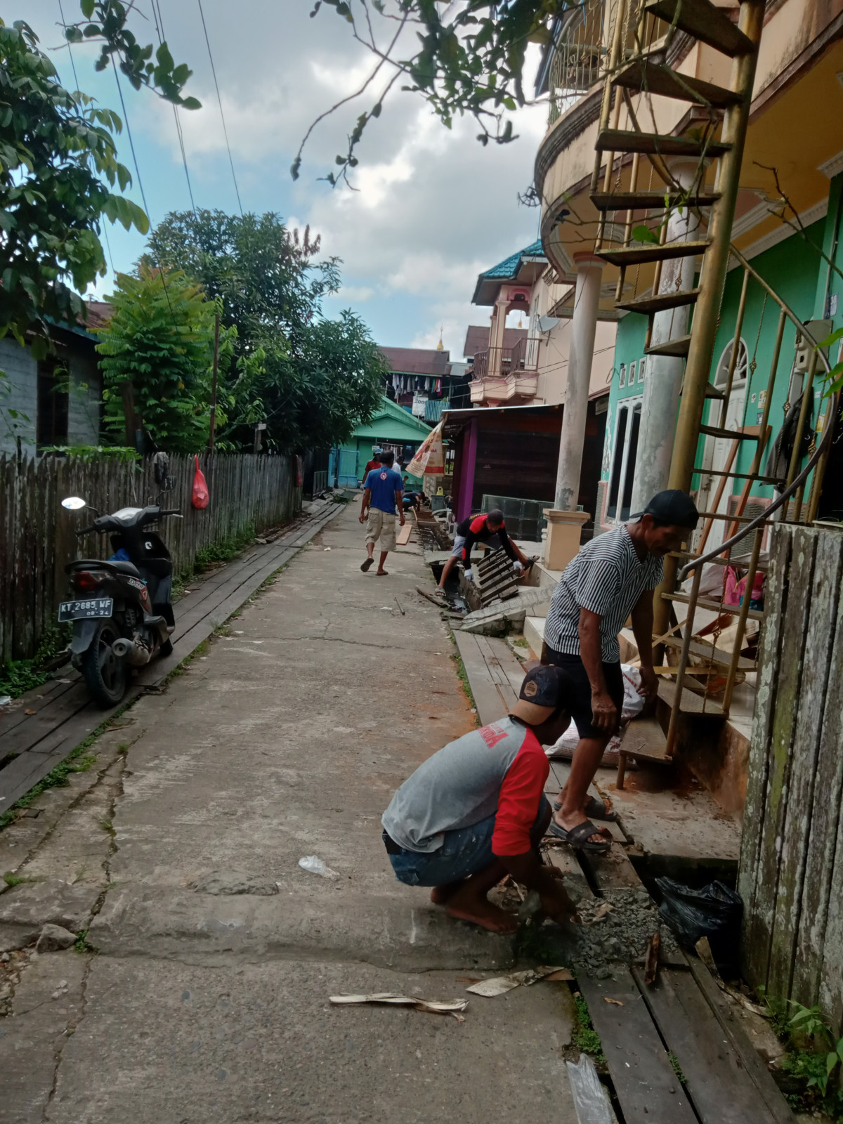 gotong royong