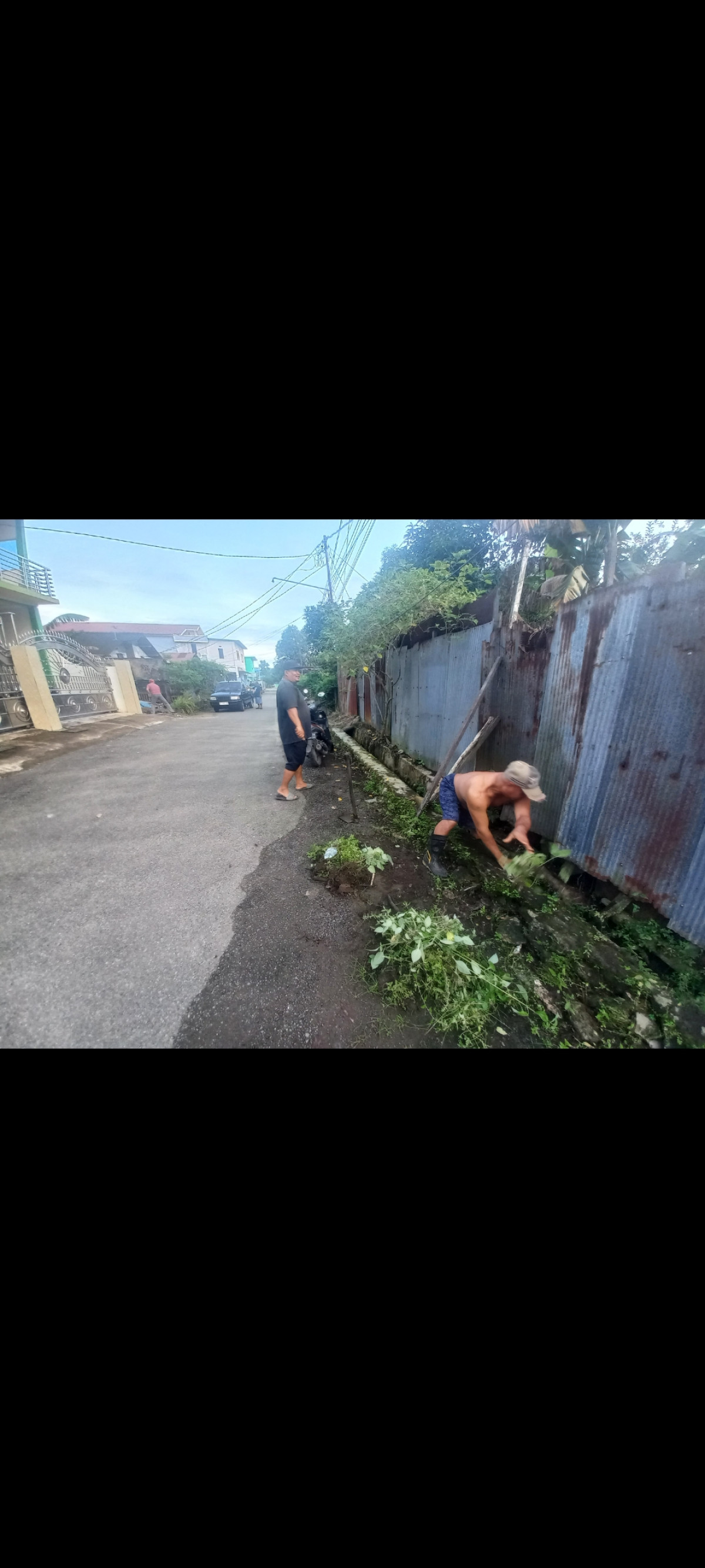 Jalan kahoi 8 gotong royong
