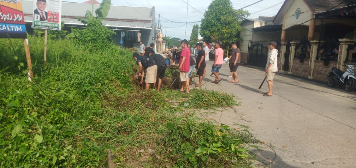 Pembersiha parit du rimbawan 1