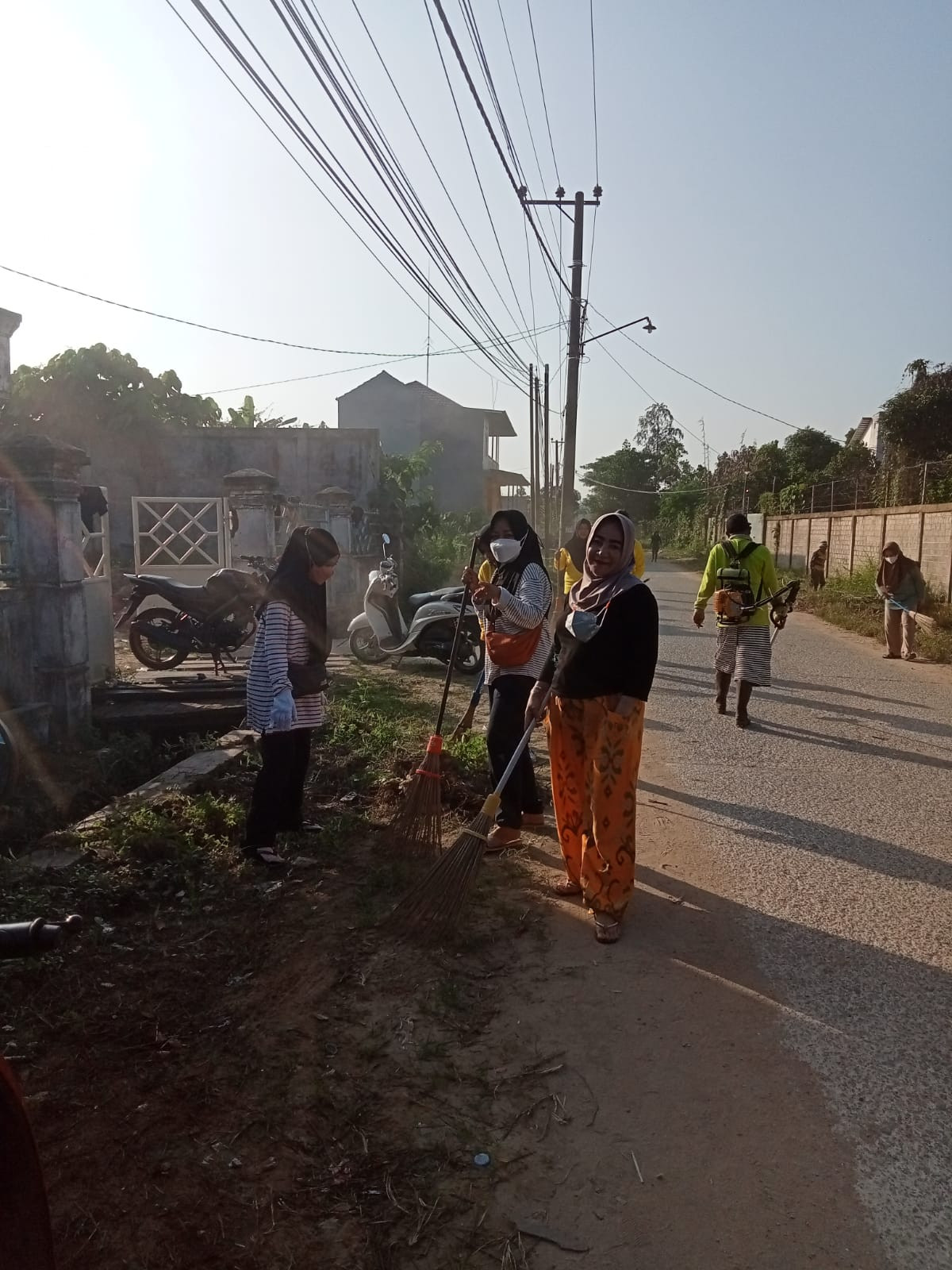 Kegiatan kerja bakti RT 7