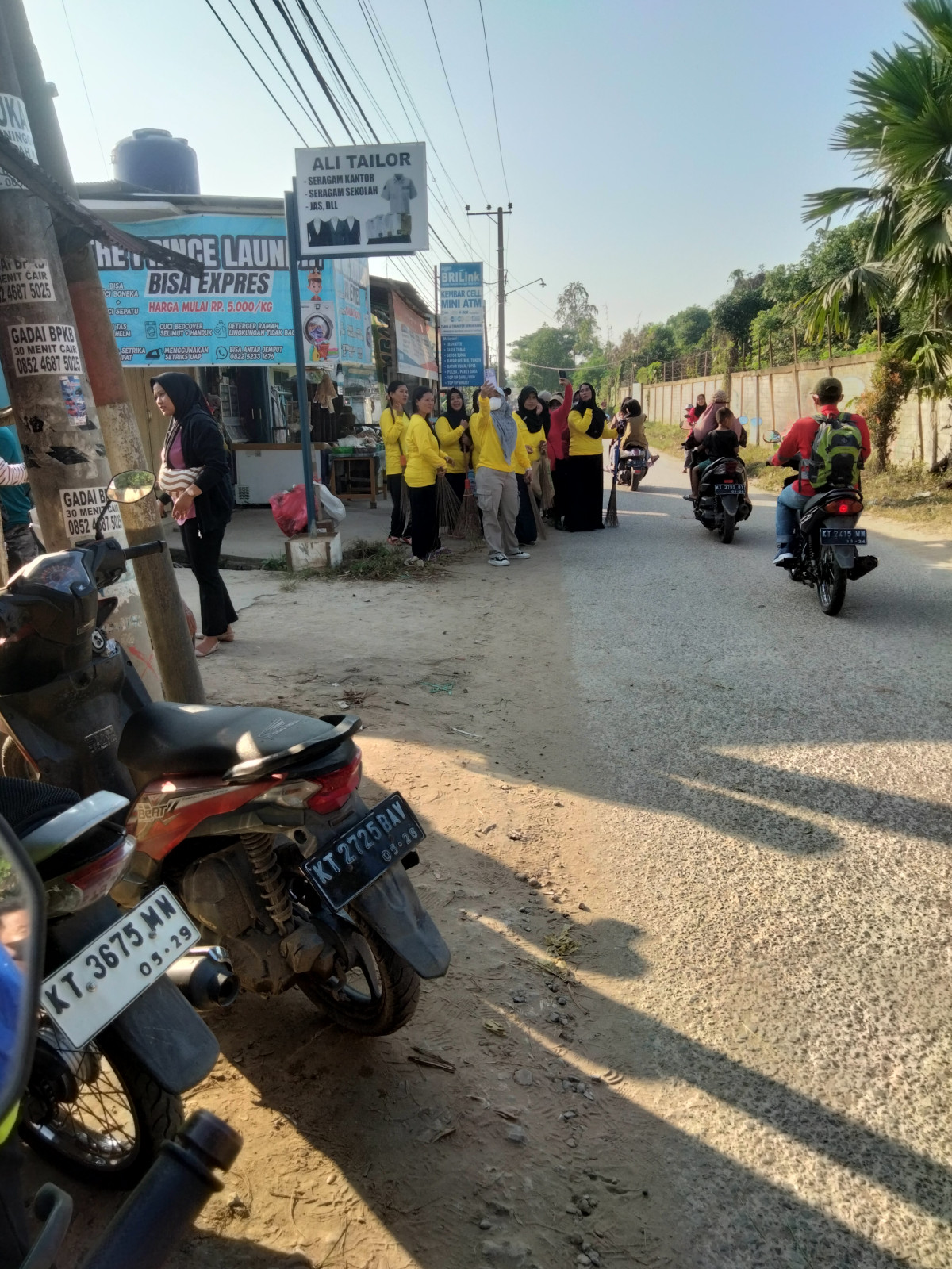 kerjabakti gabungan di Rt 07